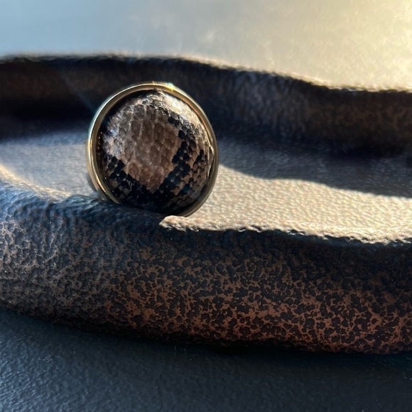 3/$15! Addition Elle ring Size 10 plus oversized gold plates and snake print - Picture 7 of 8